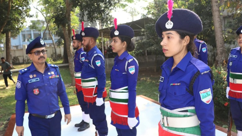 নড়াইলে দায়িত্বভার গ্রহণ করলেন নবাগত পুলিশ সুপার মোহাম্মদ আল-মামুন শিকদার...
